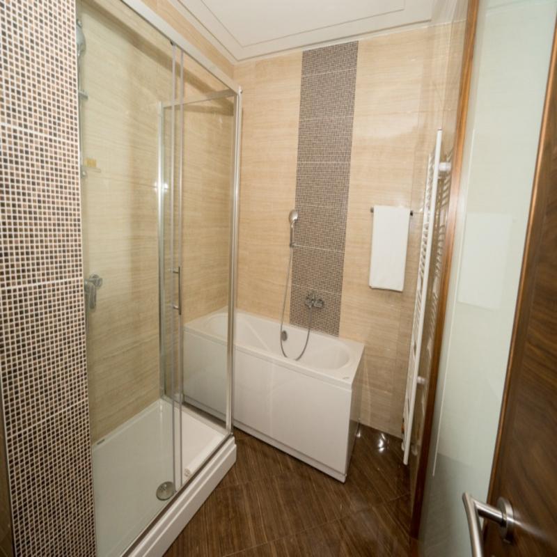 Royal Gold 3*