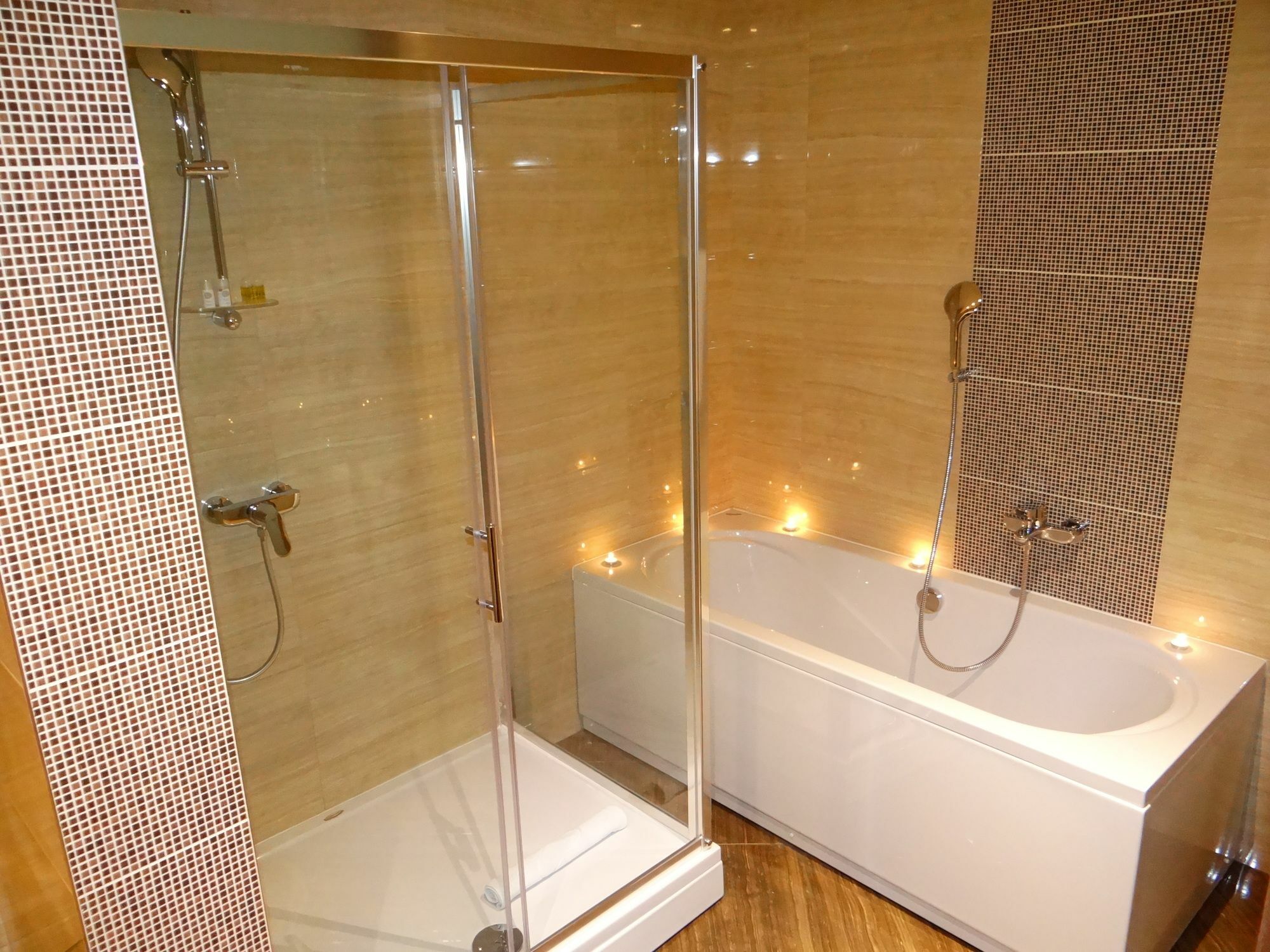 Royal Gold Hotel 3*