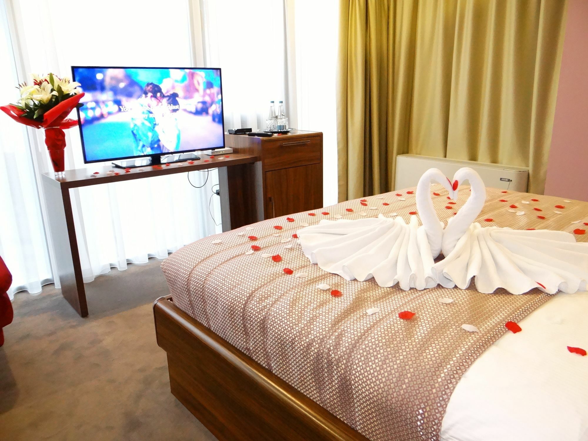 Royal Gold Hotel SJJ